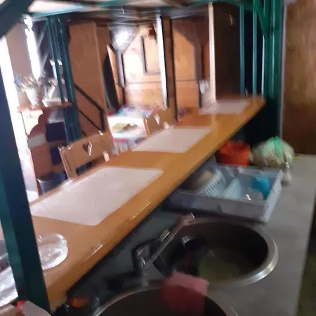 Porodicni Apartman,viktor Cafee Daire *