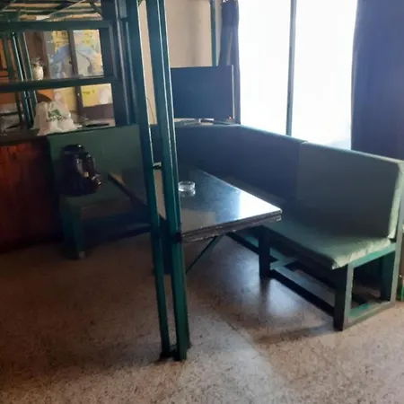 Porodicni Apartman,viktor Cafee Apartment *