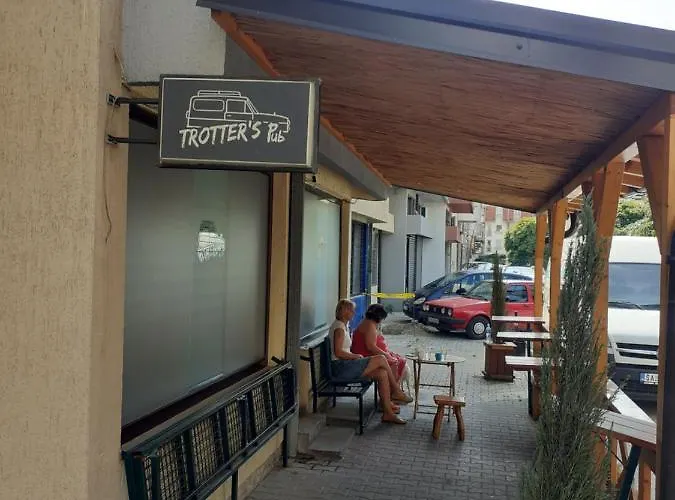 Porodicni Apartman,viktor Cafee *