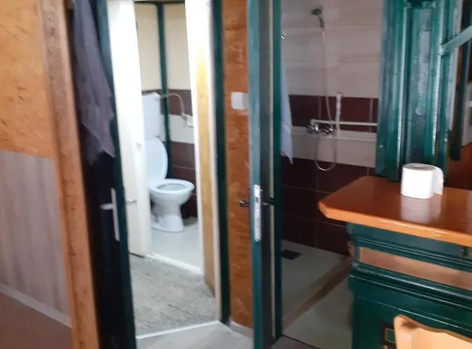 דירה Porodicni Apartman,viktor Cafee